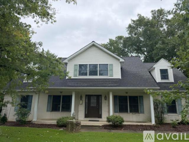 3 BR, 3 BA Apartment 41700 Henderson Dr, Leonardtown, MD 20650