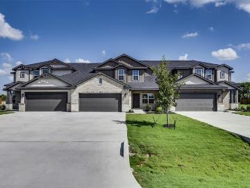 3 BR, 3 BA Apartment 4220 Clovis Street, Midlothian, TX 76065