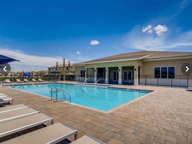 3 BR, 3 BA Apartment 549 Northeast 4th Ln, Florida City, FL 33034