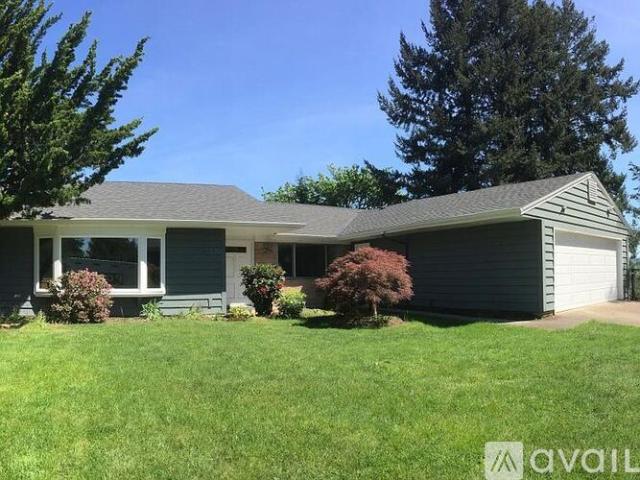 3 BR, 3 BA Apartment 5530 SW Nicol Rd, Portland, OR 97225