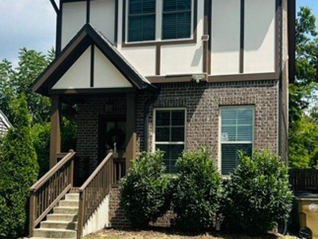 3 BR, 3 BA Apartment 562 B Stevenson St, Nashville, TN 37209