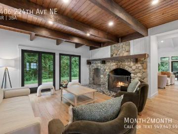 3 BR, 3 BA Apartment 6406 224th Ave NE, Redmond, WA 98053