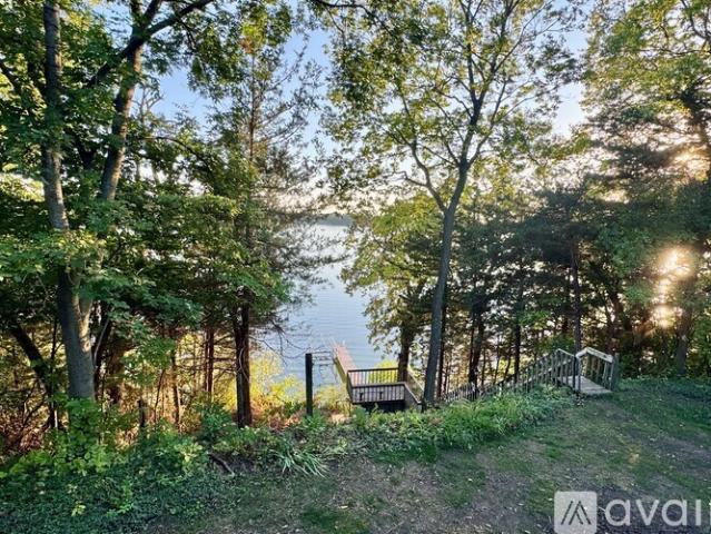3 BR, 3 BA Apartment 6116 Shamrock Drive, Madison Lake, MN 56063