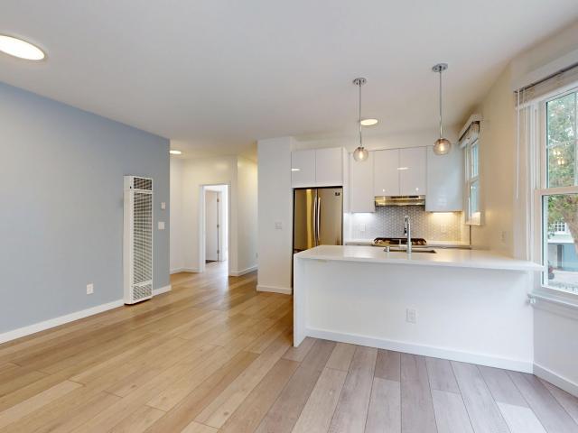 3 BR, 3 BA Apartment 748 Page St, San Francisco, CA 94117