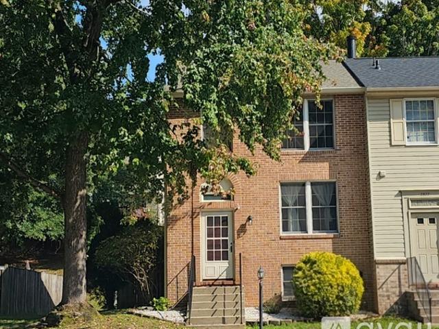 3 BR, 3 BA Apartment 7575 Aspenpark Road, Unit 7575 Aspenpark Road, Lorton, VA 22079