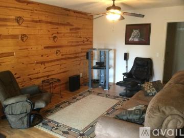 3 BR, 3 BA Apartment 709 Virgil View Lane, Young Harris, GA 30582