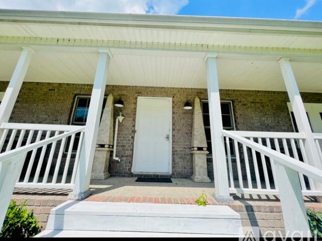 3 BR, 3 BA Apartment 7378 Smiley Hollow Road, Goodlettsville, TN 37072