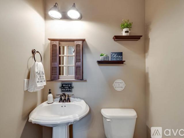 3 BR, 3 BA Apartment 8530 Red Deer Lane, Ooltewah, TN 37363