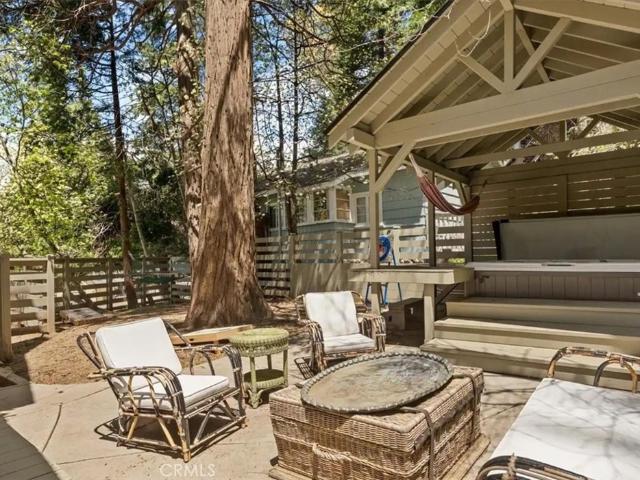 3 BR, 3 BA Apartment 855 Lake Drive, Lake Arrowhead, CA 92352