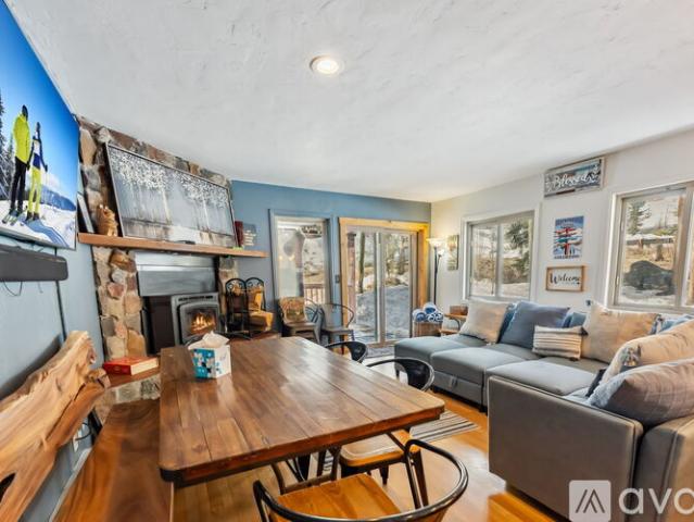 3 BR, 3 BA Apartment 876 Broken Lance Drive, Breckenridge, CO 80424