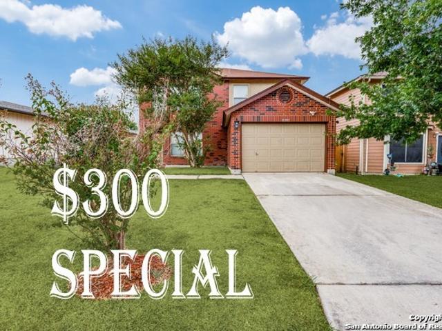 3 BR, 3 BA Apartment 8290 Morning Grv, Converse, TX 78109