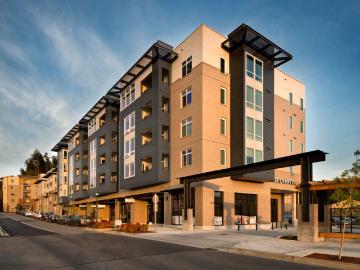 3 BR, 3 BA Apartment 942 Discovery Cir NE Unit E981 1, Issaquah, WA 98029
