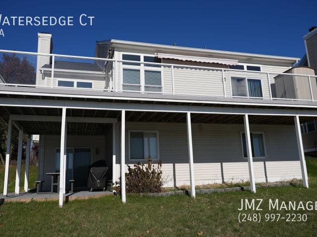 3 BR, 3 BA Apartment 975 Watersedge Ct, Oxford, MI 48371