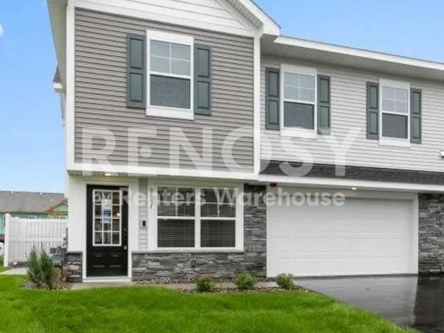 3 BR, 3 BA Apartment 9887 5th Street Ln N, Lake Elmo, MN 55042