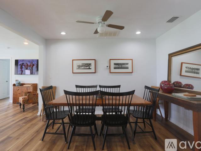3 BR, 3 BA Apartment 900 Lake Jessie Dr, Winter Haven, FL 33881
