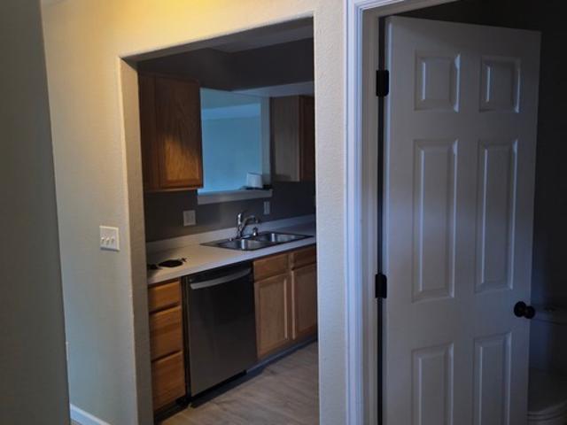 3 BR, 3 BA Apartment 915 Pennsylvania Ave, Unit 915, Cheyenne, WY 82001