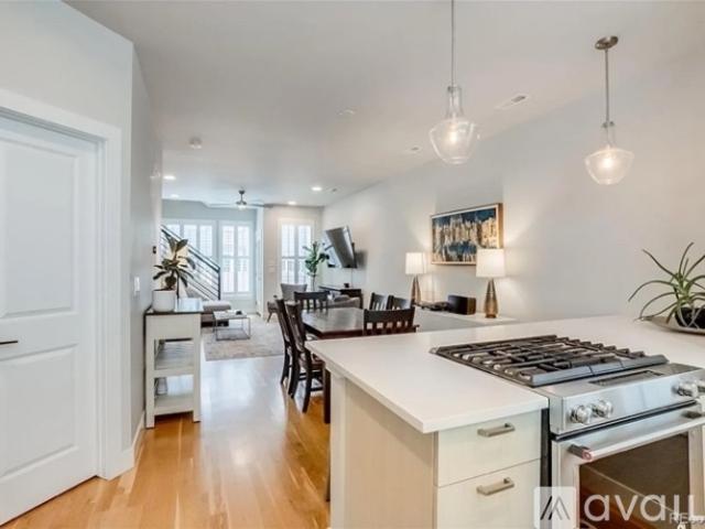 3 BR, 4 BA Apartment 3139 West 19th Avenue, Unit 3139 W 19th Ave, Denver, CO 80204