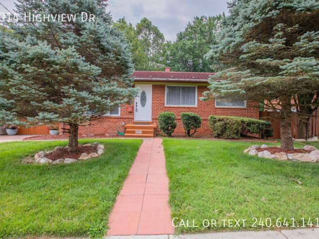 3 BR, 4 BA Apartment 4014 Highview Dr, Silver Spring, MD 20906