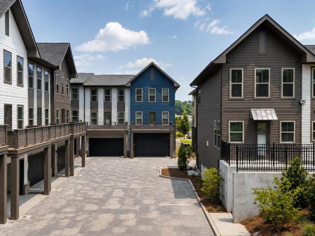 3 BR, 4 BA Apartment 840 Woodrow St SW Unit 408, Atlanta, GA 30310