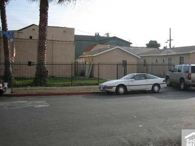 3 BR, 7 BA Apartment 9703 S Normandie Ave, Los Angeles, CA 90044