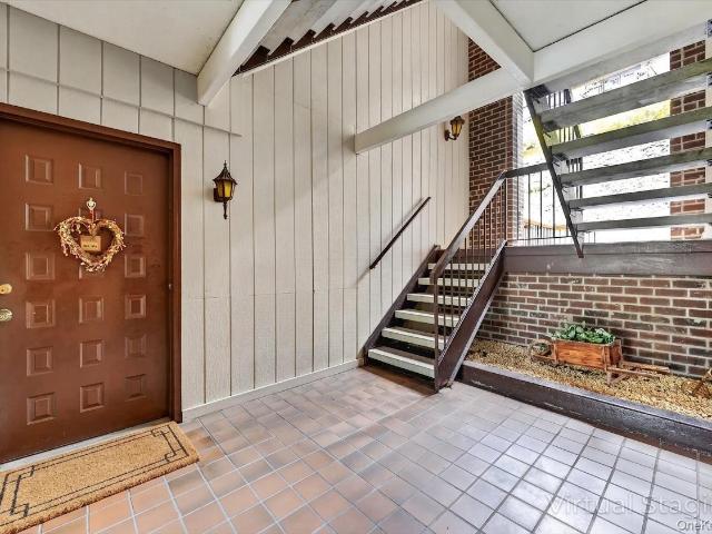 3 Briarcliff Drive S 9