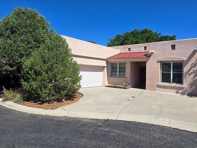 3 Broken Rock Pl, Santa Fe, NM 87508