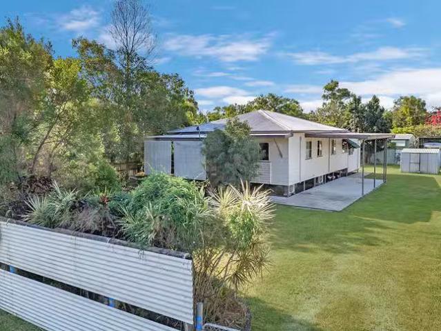 3 Bruce Highway Service Road, Bluewater, QLD 4818