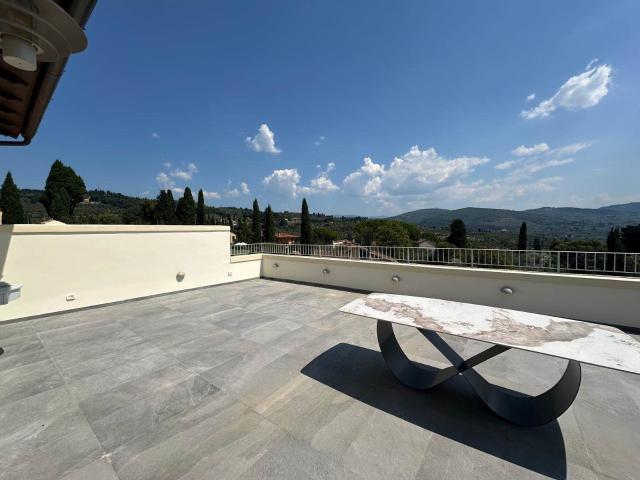3 Camere Appartamento Toscana In Vendita A10360ra318. 220m² Firenze