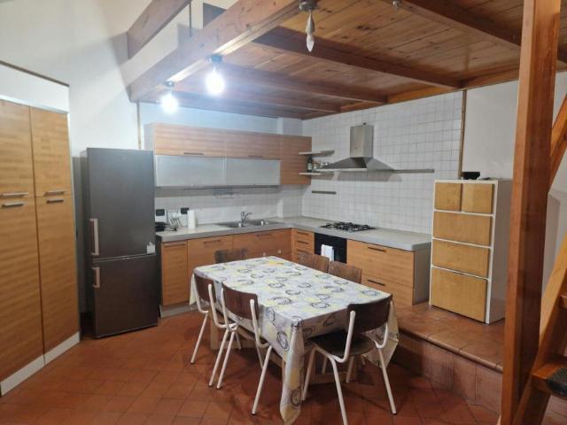 3 camere da letto, Bologna Bologna 40126 105705614
