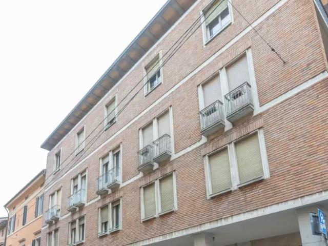 3 camere da letto, Bologna Bologna 40126 LS97708124
