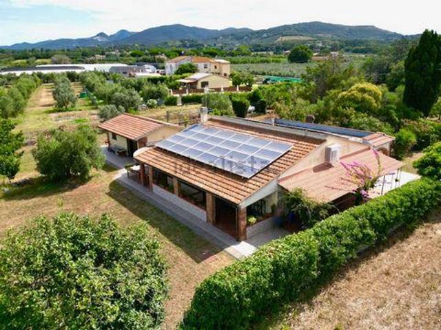 3 camere da letto, Campiglia Marittima Tuscany 57021 101623107