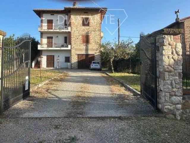 3 camere da letto, Castiglione Del Lago Umbria LS102759603