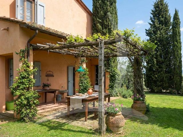 3 camere da letto Casale Toscana In vendita A1190RC9. 290m² Bucine