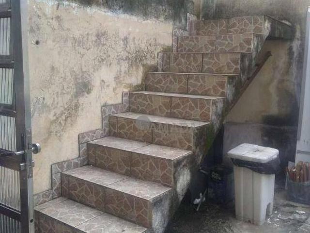3 casas no terreno para venda, com salão na frente