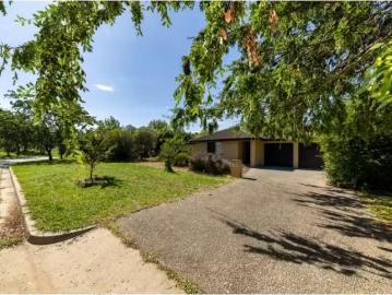 3 Cape York Street, Harrison House for rent Listed by Khloe Z.