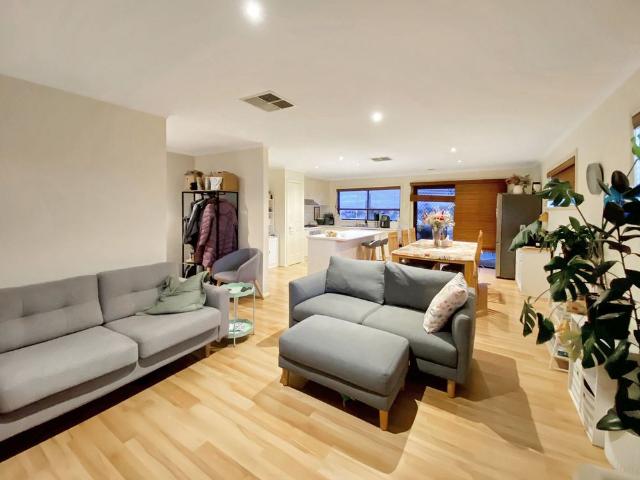 3 Carlisle Place, Ironbark