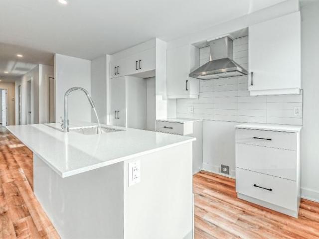 3 CH 1 SDB Lavaltrie $1,750 /mo