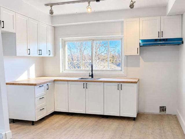 3 CH 1 SDB Longueuil $1,975 /mo