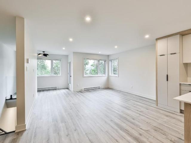 3 CH 1 SDB Sainte Agathe des Monts $1,800 /mo