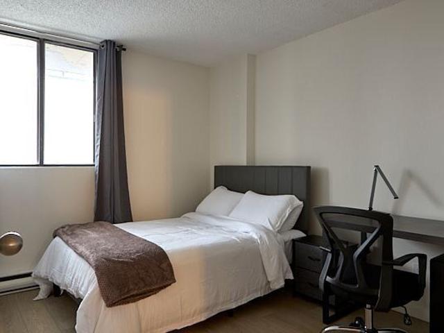 3 CH 2 SDB Longueuil $1,985 /mo