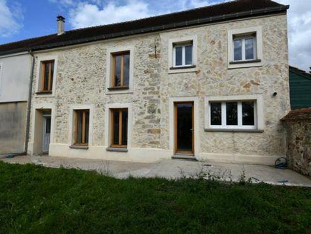 3 chambres, Machault Île 77133 104648139