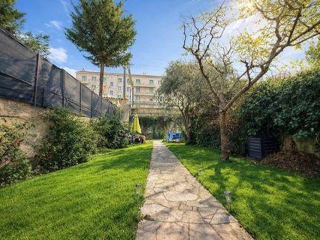 3 chambres, Marseille 4eme Provence 13004 103377338