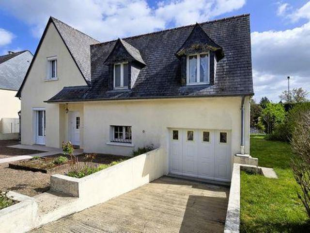 3 chambres, Mezangers Pays de la Loire 53600 100823648
