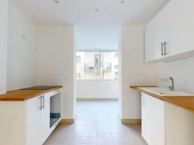3 chambres, Montpellier Montpellier 34000 103696021