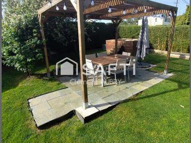 3 chambres, Nuille Pays de la Loire 53970 102888198