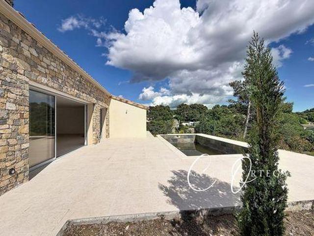 3 chambres, Nimes Languedoc 30900 102439991