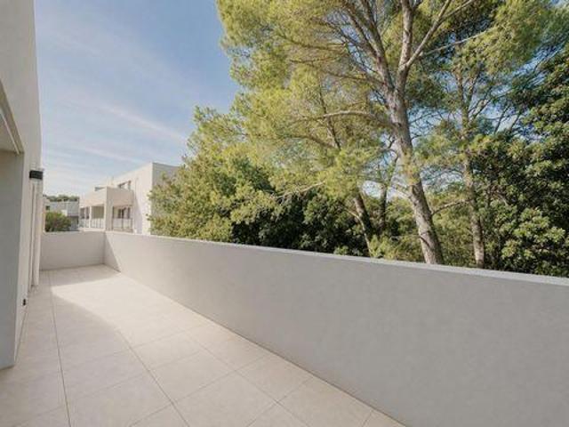 3 chambres, Nimes Languedoc 30900 103343169