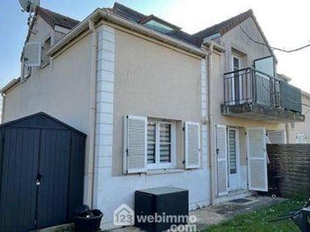 3 chambres, Noyon Picardie 60400 100539730