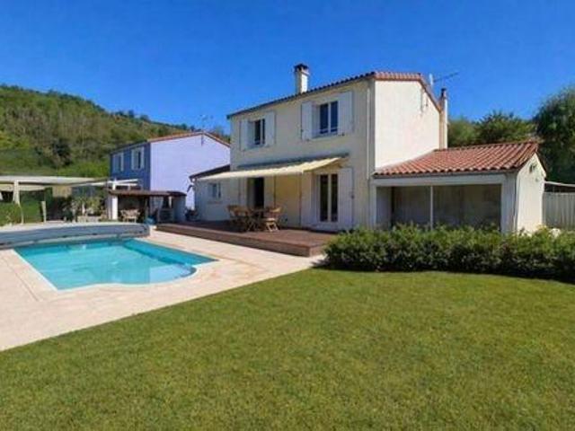 3 chambres, Orbeil Auvergne 63500 103700406