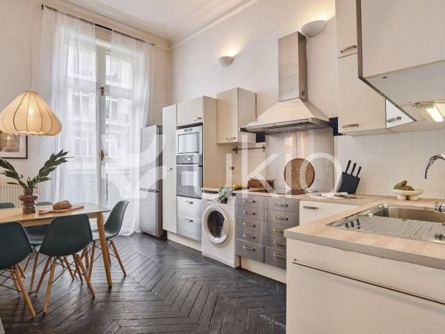 3 chambres à Opéra / Grands Magasins